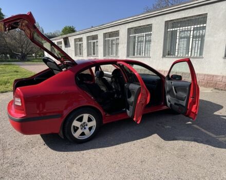 Красный Шкода Октавия, объемом двигателя 1.8 л и пробегом 159 тыс. км за 5990 $, фото 7 на Automoto.ua