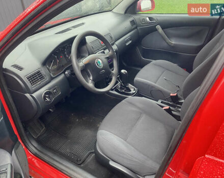 Красный Шкода Октавия, объемом двигателя 1.6 л и пробегом 168 тыс. км за 6200 $, фото 9 на Automoto.ua