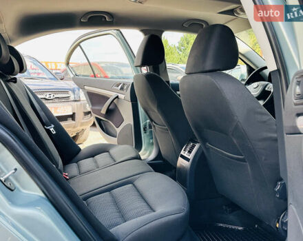 Красный Шкода Октавия, объемом двигателя 1.4 л и пробегом 168 тыс. км за 8400 $, фото 18 на Automoto.ua