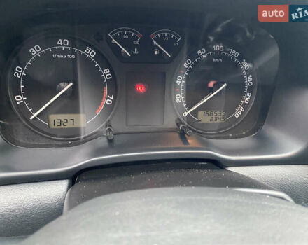 Красный Шкода Октавия, объемом двигателя 1.6 л и пробегом 168 тыс. км за 6200 $, фото 10 на Automoto.ua