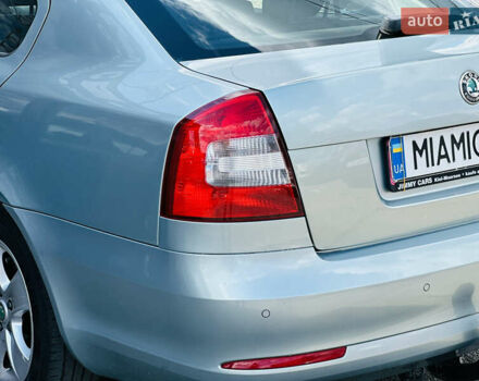 Красный Шкода Октавия, объемом двигателя 1.4 л и пробегом 168 тыс. км за 8400 $, фото 14 на Automoto.ua