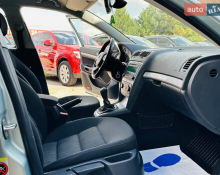 Красный Шкода Октавия, объемом двигателя 1.4 л и пробегом 168 тыс. км за 8400 $, фото 32 на Automoto.ua