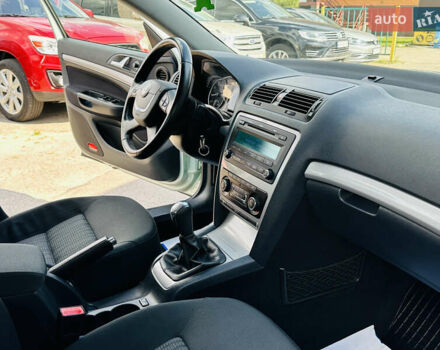 Красный Шкода Октавия, объемом двигателя 1.4 л и пробегом 168 тыс. км за 8400 $, фото 33 на Automoto.ua