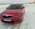 Красный Шкода Октавия, объемом двигателя 1.8 л и пробегом 213 тыс. км за 8000 $, фото 1 на Automoto.ua