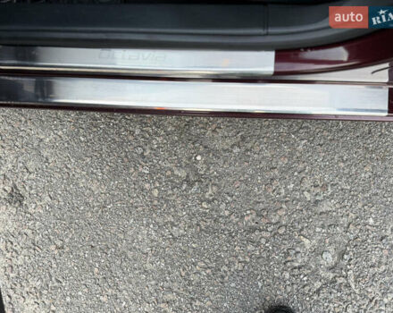 Шкода Октавия 2010 в Киеве на Automoto.ua Красный Шкода Октавия, объемом двигателя 1.8 л и пробегом 143 тыс. км за 7750 $, фото 40 на Automoto.ua