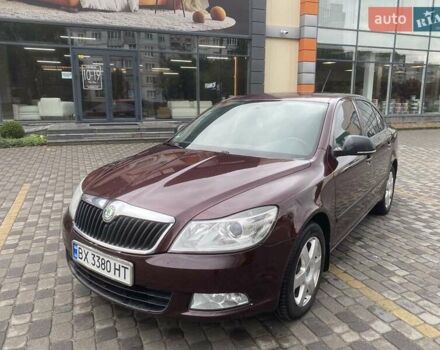 Червоний Шкода Октавія, об'ємом двигуна 1.6 л та пробігом 263 тис. км за 7800 $, фото 4 на Automoto.ua