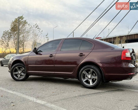 Шкода Октавия 2010 в Киеве на Automoto.ua Красный Шкода Октавия, объемом двигателя 1.8 л и пробегом 143 тыс. км за 7750 $, фото 8 на Automoto.ua