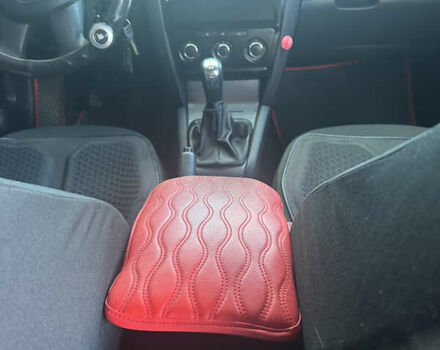 Красный Шкода Октавия, объемом двигателя 1.9 л и пробегом 336 тыс. км за 7600 $, фото 14 на Automoto.ua