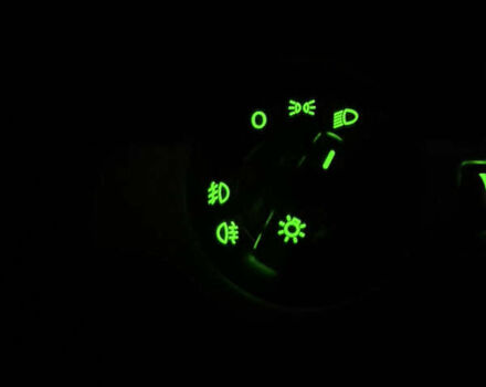 Шкода Октавия 2010 в Киеве на Automoto.ua Красный Шкода Октавия, объемом двигателя 1.8 л и пробегом 143 тыс. км за 7750 $, фото 66 на Automoto.ua