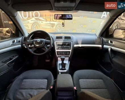 Червоний Шкода Октавія, об'ємом двигуна 1.6 л та пробігом 236 тис. км за 8000 $, фото 10 на Automoto.ua
