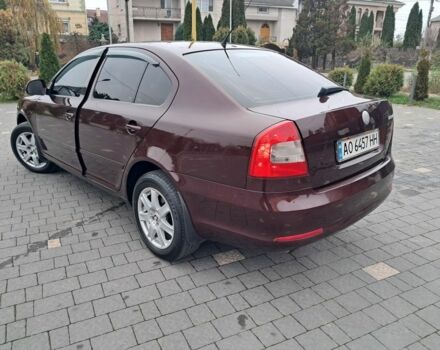 Красный Шкода Октавия, объемом двигателя 1.6 л и пробегом 242 тыс. км за 7300 $, фото 2 на Automoto.ua