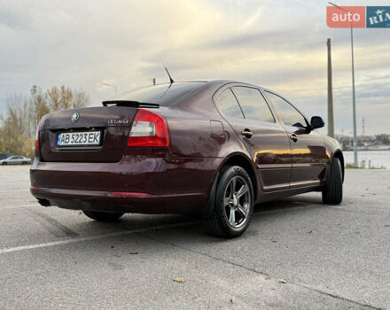 Шкода Октавия 2010 в Киеве на Automoto.ua Красный Шкода Октавия, объемом двигателя 1.8 л и пробегом 143 тыс. км за 7750 $, фото 3 на Automoto.ua