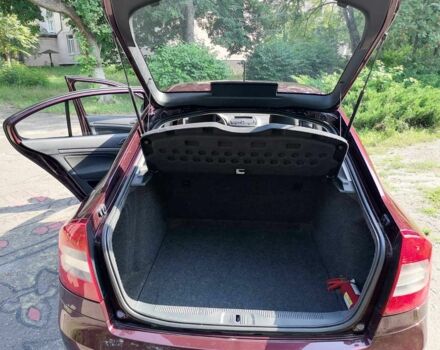 Червоний Шкода Октавія, об'ємом двигуна 1.2 л та пробігом 350 тис. км за 5000 $, фото 6 на Automoto.ua