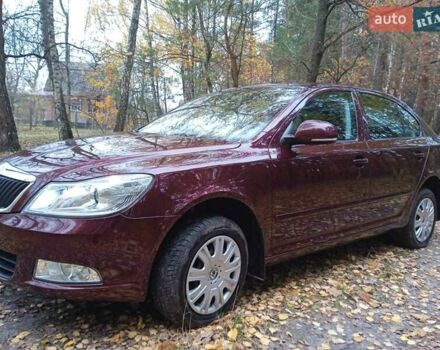 Красный Шкода Октавия, объемом двигателя 1.6 л и пробегом 156 тыс. км за 9500 $, фото 4 на Automoto.ua