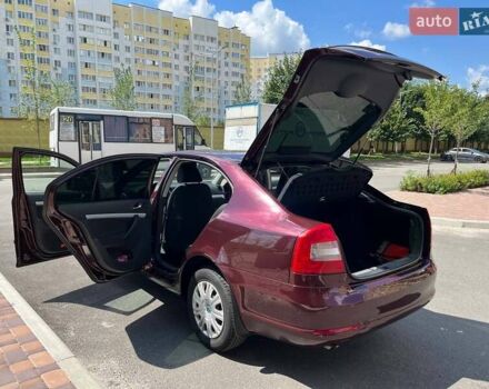 Красный Шкода Октавия, объемом двигателя 1.6 л и пробегом 237 тыс. км за 8500 $, фото 19 на Automoto.ua