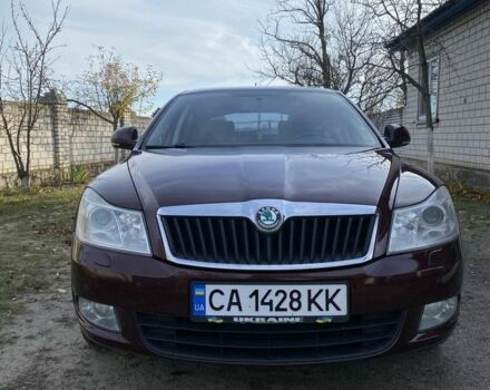 Красный Шкода Октавия, объемом двигателя 1.8 л и пробегом 248 тыс. км за 8200 $, фото 4 на Automoto.ua