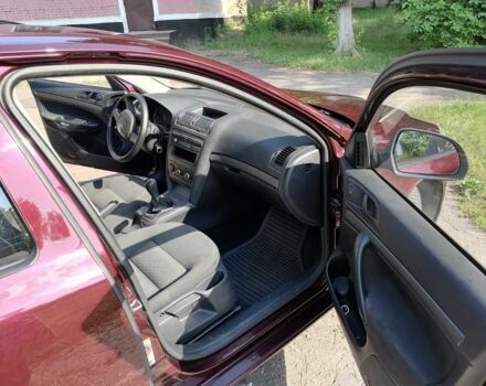 Червоний Шкода Октавія, об'ємом двигуна 1.2 л та пробігом 350 тис. км за 5000 $, фото 10 на Automoto.ua