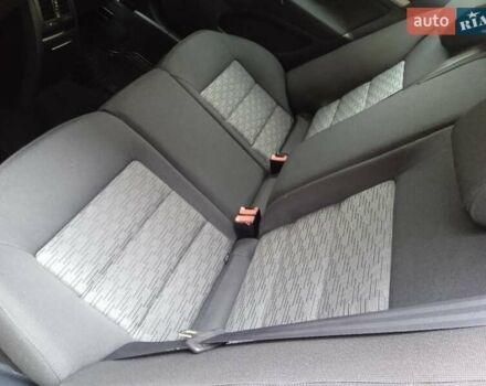 Красный Шкода Октавия, объемом двигателя 1.6 л и пробегом 156 тыс. км за 9500 $, фото 43 на Automoto.ua