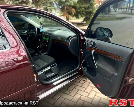 Червоний Шкода Октавія, об'ємом двигуна 1.8 л та пробігом 210 тис. км за 7900 $, фото 7 на Automoto.ua