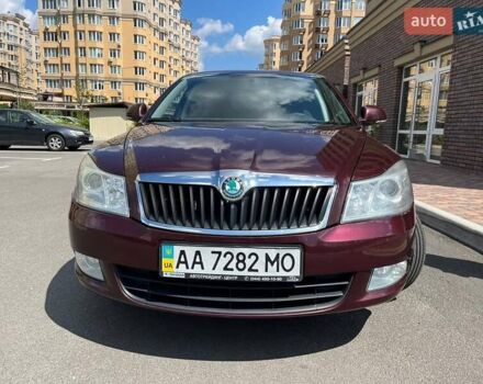 Красный Шкода Октавия, объемом двигателя 1.6 л и пробегом 237 тыс. км за 8500 $, фото 6 на Automoto.ua