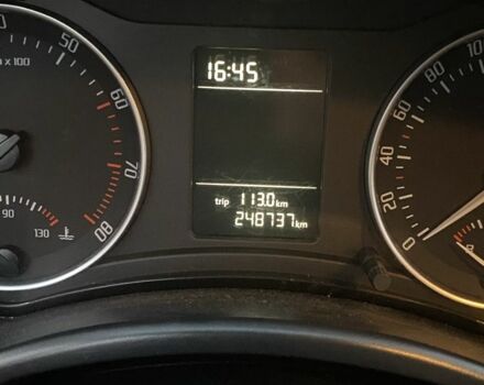 Красный Шкода Октавия, объемом двигателя 1.8 л и пробегом 248 тыс. км за 8200 $, фото 3 на Automoto.ua