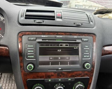 Красный Шкода Октавия, объемом двигателя 1.8 л и пробегом 173 тыс. км за 2500 $, фото 11 на Automoto.ua