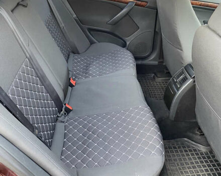 Червоний Шкода Октавія, об'ємом двигуна 1.8 л та пробігом 248 тис. км за 8200 $, фото 5 на Automoto.ua