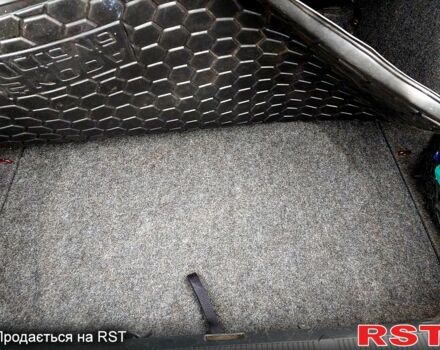 Красный Шкода Октавия, объемом двигателя 1.8 л и пробегом 163 тыс. км за 7500 $, фото 13 на Automoto.ua