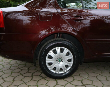 Красный Шкода Октавия, объемом двигателя 1.8 л и пробегом 40 тыс. км за 9600 $, фото 44 на Automoto.ua