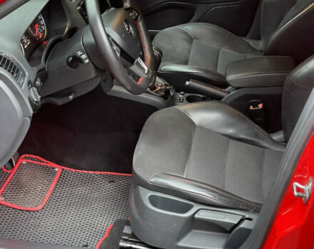 Червоний Шкода Октавія, об'ємом двигуна 1.98 л та пробігом 208 тис. км за 10500 $, фото 13 на Automoto.ua