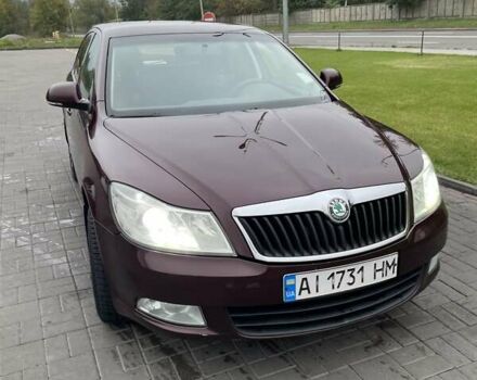 Красный Шкода Октавия, объемом двигателя 1.8 л и пробегом 167 тыс. км за 8200 $, фото 4 на Automoto.ua