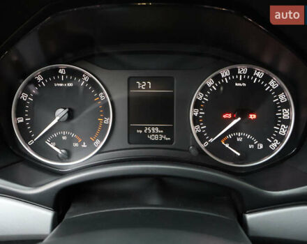 Красный Шкода Октавия, объемом двигателя 1.8 л и пробегом 40 тыс. км за 9600 $, фото 19 на Automoto.ua