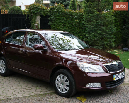 Красный Шкода Октавия, объемом двигателя 1.8 л и пробегом 40 тыс. км за 9600 $, фото 5 на Automoto.ua