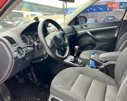Красный Шкода Октавия, объемом двигателя 1.6 л и пробегом 200 тыс. км за 6500 $, фото 14 на Automoto.ua