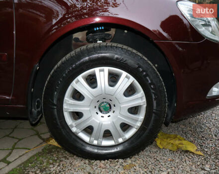 Красный Шкода Октавия, объемом двигателя 1.8 л и пробегом 40 тыс. км за 9600 $, фото 45 на Automoto.ua