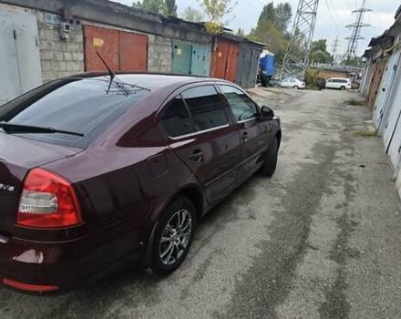 Красный Шкода Октавия, объемом двигателя 1.8 л и пробегом 114 тыс. км за 12000 $, фото 5 на Automoto.ua