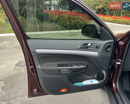 Червоний Шкода Октавія, об'ємом двигуна 1.8 л та пробігом 24 тис. км за 10299 $, фото 17 на Automoto.ua