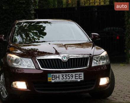 Красный Шкода Октавия, объемом двигателя 1.8 л и пробегом 40 тыс. км за 9600 $, фото 1 на Automoto.ua