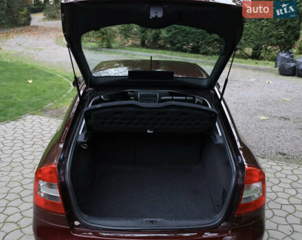 Красный Шкода Октавия, объемом двигателя 1.8 л и пробегом 40 тыс. км за 9600 $, фото 28 на Automoto.ua