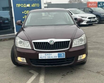 Красный Шкода Октавия, объемом двигателя 1.8 л и пробегом 168 тыс. км за 7490 $, фото 2 на Automoto.ua