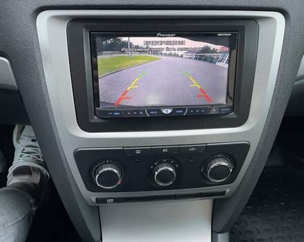 Красный Шкода Октавия, объемом двигателя 1.8 л и пробегом 167 тыс. км за 8200 $, фото 43 на Automoto.ua