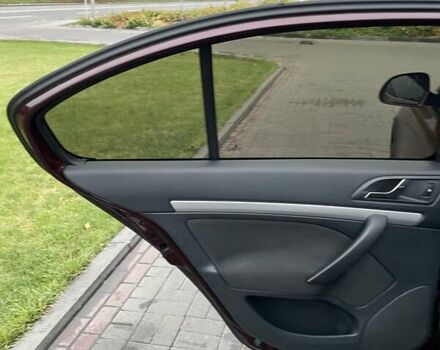 Красный Шкода Октавия, объемом двигателя 1.8 л и пробегом 167 тыс. км за 8200 $, фото 18 на Automoto.ua