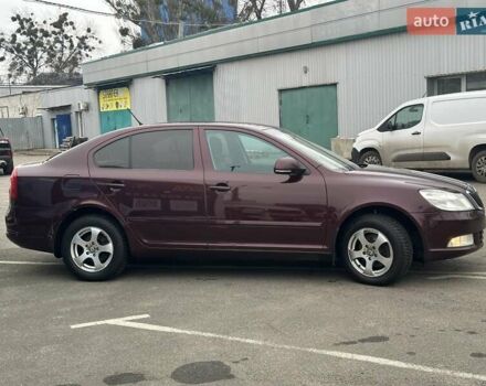 Красный Шкода Октавия, объемом двигателя 1.8 л и пробегом 168 тыс. км за 7490 $, фото 4 на Automoto.ua