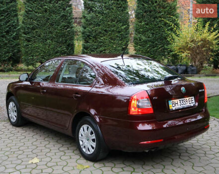 Красный Шкода Октавия, объемом двигателя 1.8 л и пробегом 40 тыс. км за 9600 $, фото 12 на Automoto.ua