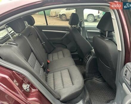 Красный Шкода Октавия, объемом двигателя 1.8 л и пробегом 168 тыс. км за 7490 $, фото 25 на Automoto.ua