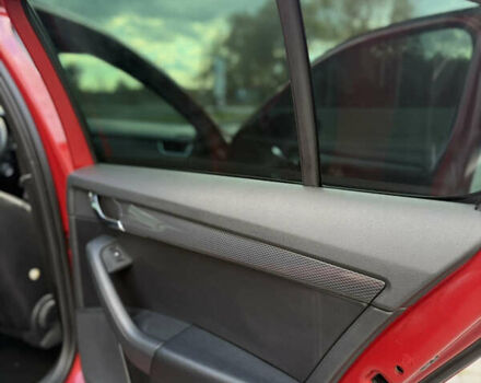 Шкода Октавія 2014 у Іршава на Automoto.ua Червоний Шкода Октавія, об'ємом двигуна 2 л та пробігом 203 тис. км за 13500 $, фото 30 на Automoto.ua