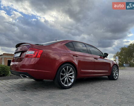 Шкода Октавія 2014 у Іршава на Automoto.ua Червоний Шкода Октавія, об'ємом двигуна 2 л та пробігом 203 тис. км за 13500 $, фото 12 на Automoto.ua