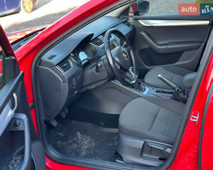 Красный Шкода Октавия, объемом двигателя 1.4 л и пробегом 213 тыс. км за 6800 $, фото 6 на Automoto.ua