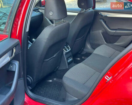 Красный Шкода Октавия, объемом двигателя 1.4 л и пробегом 213 тыс. км за 6800 $, фото 5 на Automoto.ua