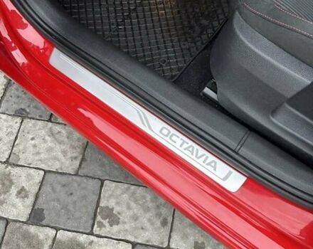 Красный Шкода Октавия, объемом двигателя 1.4 л и пробегом 235 тыс. км за 13700 $, фото 34 на Automoto.ua